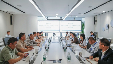 陇南市委常委、常务副市长李荣一行到访太阳成集团tyc138健康集团总部